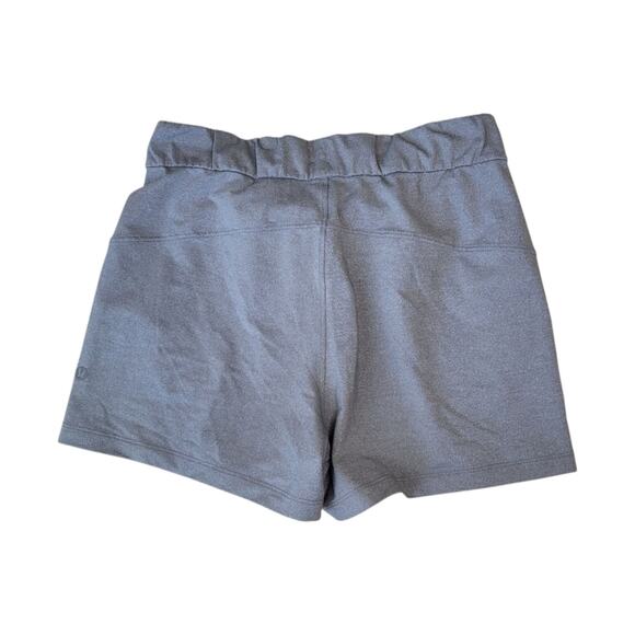 Lululemon On The Fly Short *2.5" Heathered Slate Size 4 - Picture 4 of 6